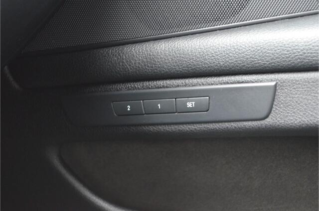 BMW 5-SERIE 520i M Sport Edition Comfortstoelen 2X Memory Camera Vol Leer dealer onderhouden NL Auto!