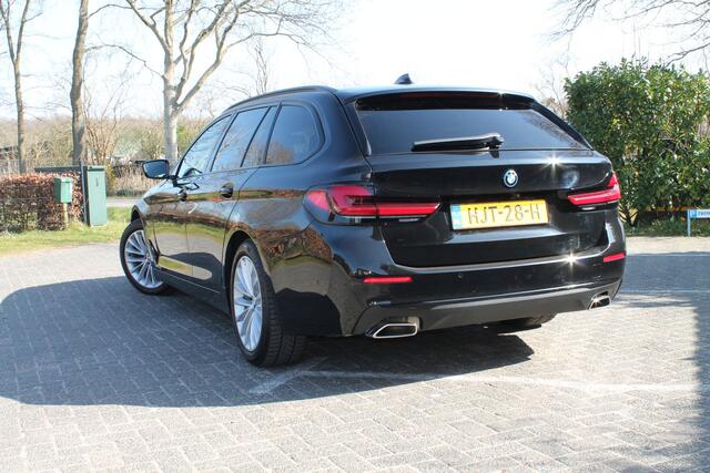 BMW 5-SERIE Touring 530e xDrive Business Edition Plus Laser/Harman-Kardon/Leder/Cam