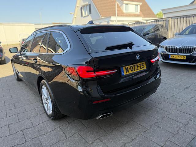 BMW 5-SERIE Touring 520i High Executive Laser/Camera/Comfort