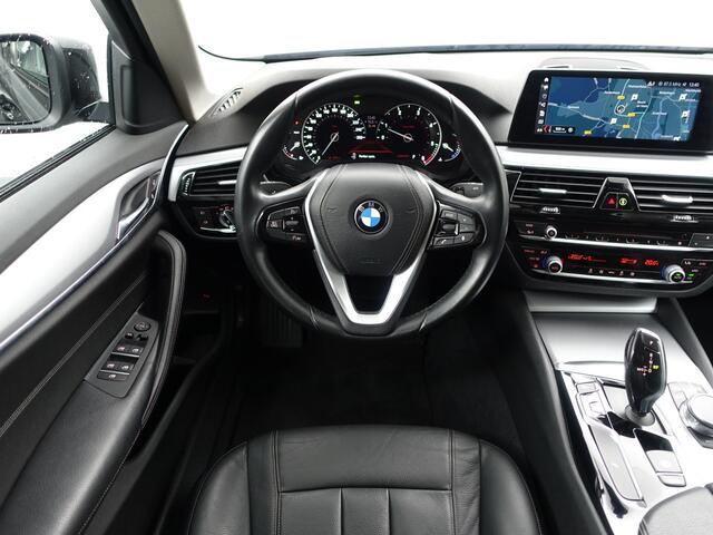 BMW 5-SERIE 520d M Sport Aut- Xenon Led, Virtual Cockpit, Park Assist, Cruise, Navigatie Pro