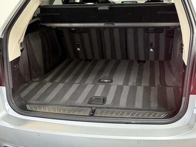 BMW 5-SERIE Touring 520i Corporate Lease Executive AUT