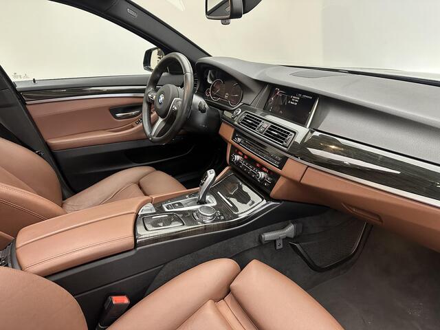 BMW 5-SERIE 520i Luxury Edition Panodak | Leer | Automaat |NL Auto