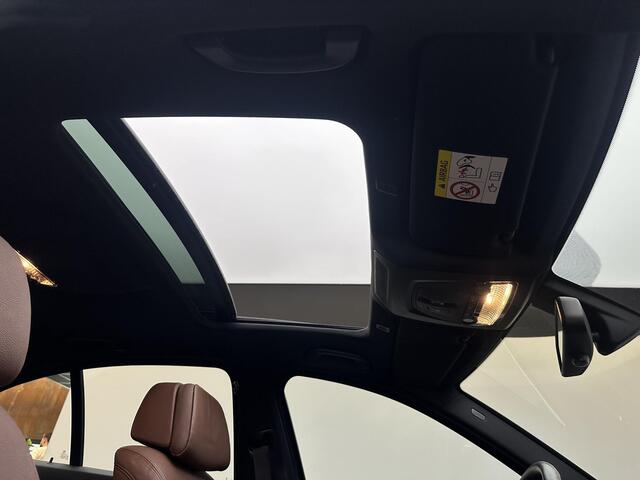 BMW 5-SERIE 520i Luxury Edition Panodak | Leer | Automaat |NL Auto