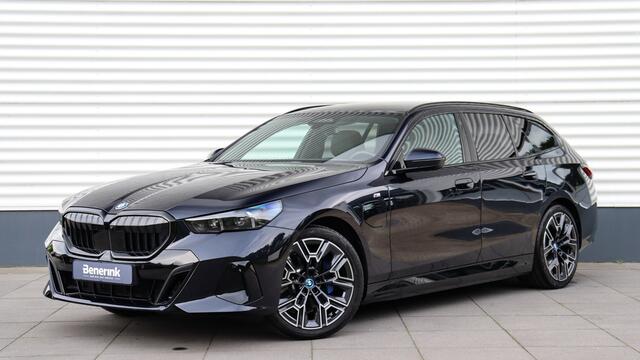 BMW 5-SERIE Touring 530e xDrive Touring M Sport Pro | Bowers & Wilkins | Stoelventilatie | Adaptief onderstel Professional | Trekhaak | Panoramadak