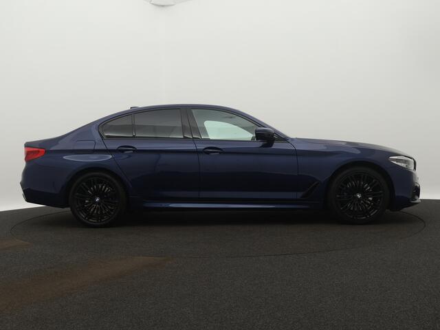 BMW 5-SERIE 530e iPerformance High Executive / Leder Dakota / Navi Fullmap / Cruise-ctr. / 19" Lmv / Led / Camera / Carplay / Apk nov-2025