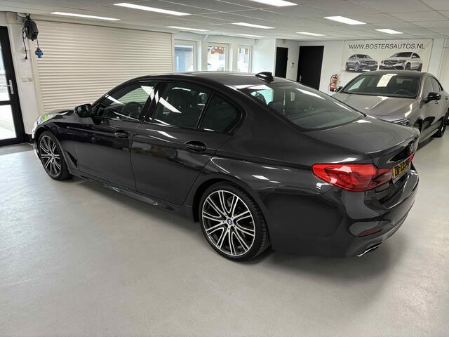 BMW 5-SERIE 530i High Executive M 20"/Memory/HUD/Adaptieve Cruise/Schuifdak