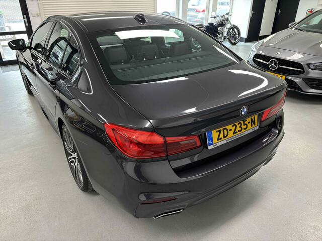 BMW 5-SERIE 530i High Executive M 20"/Memory/HUD/Adaptieve Cruise/Schuifdak