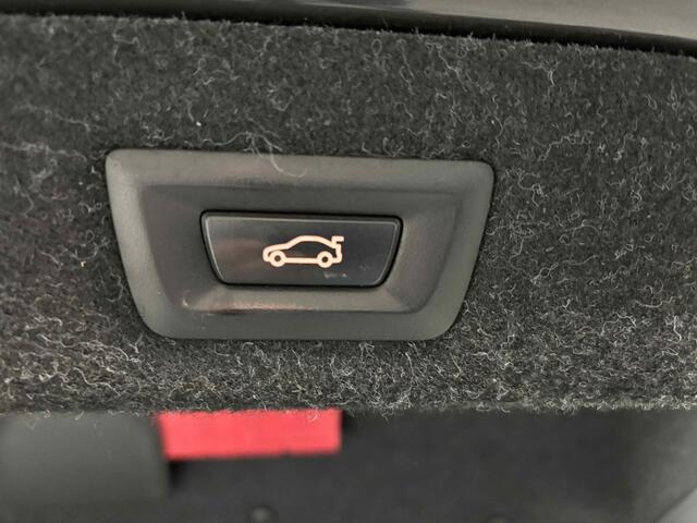BMW 5-SERIE 530i High Executive M 20"/Memory/HUD/Adaptieve Cruise/Schuifdak