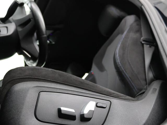 BMW 5-SERIE Touring 540i xDrive High Executive | Head-Up Display | Sfeerverlichting | Trekhaak | achteruitrijcamera | Cruise Control | Navigatie | Stoelverwarming | LMV 18