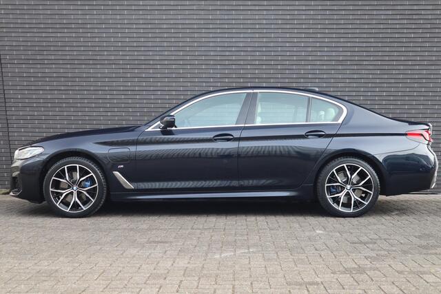 BMW 5-SERIE 530e M-Sport High Executive | Comfortleder + Memory | Schuifdak | Elektr. Trekhaak