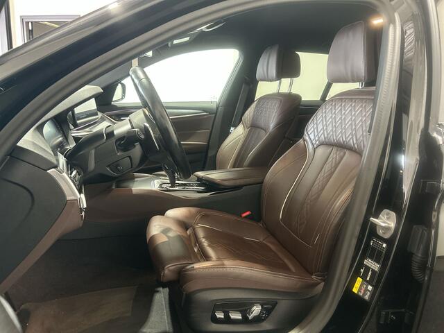 BMW 5-SERIE Touring 530e Business Edition Plus | M-sport pakket | Parking pack | Connected pack professional