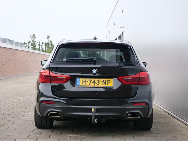 BMW 5-SERIE Touring 520i 184pk High Executive Edition Automaat Trekhaak / Panoramadak / Comfortstoel / Navigatie