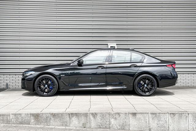 BMW 5-SERIE Sedan 545e xDrive