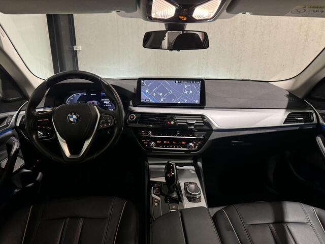 BMW 5-SERIE Touring 530e High Executive Aut. | panorama | navi | leder | sfeerverlichting |