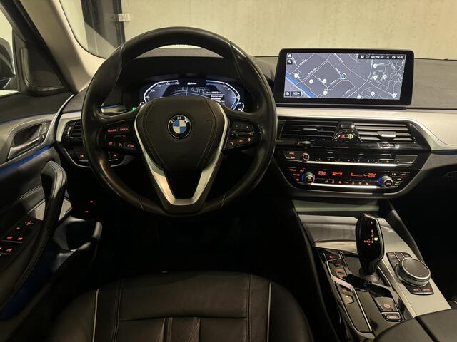 BMW 5-SERIE Touring 530e High Executive Aut. | panorama | navi | leder | sfeerverlichting |