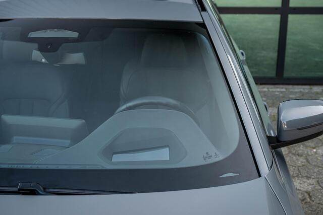 BMW 5-SERIE Touring 530e xDrive M-Sport 4-wielsturing Luchtv. Massage