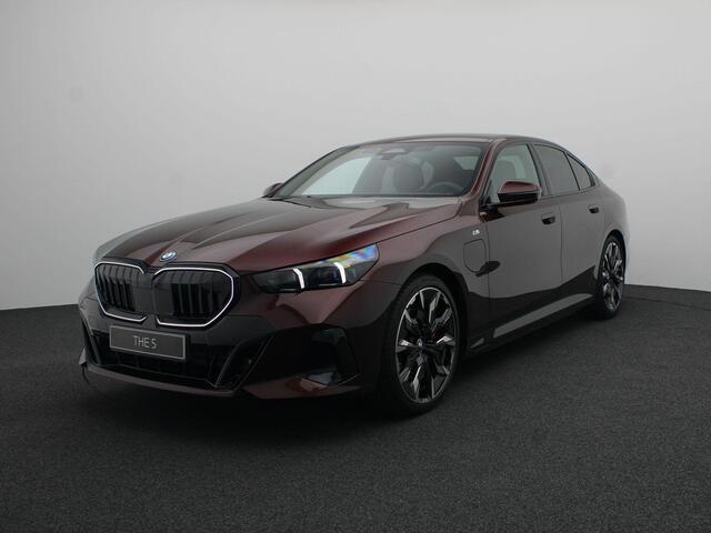 BMW 5-SERIE 550e xDrive Sedan