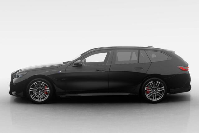 BMW 5-SERIE Touring 530e M Sport Edition | M Sport Pro | Innovation Pack | Travel Pack | Comfort Pack
