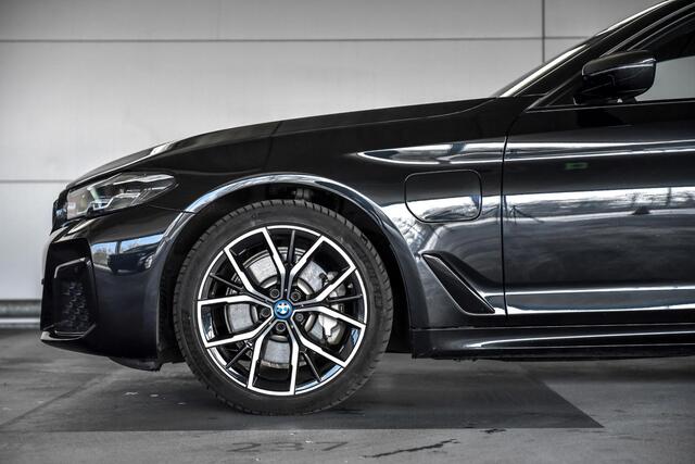 BMW 5-SERIE Touring 530e Business Edition Plus