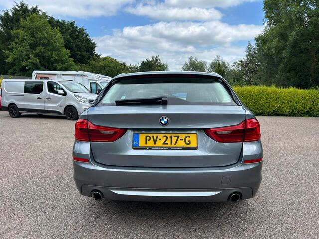 BMW 5-SERIE Touring 520i High Executive