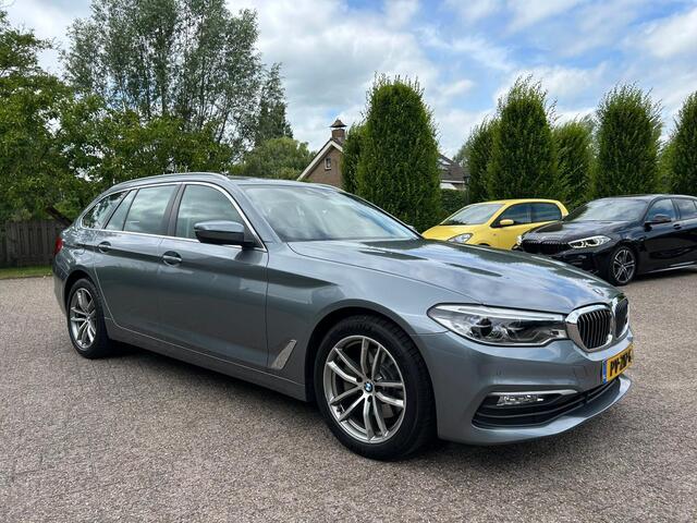 BMW 5-SERIE Touring 520i High Executive