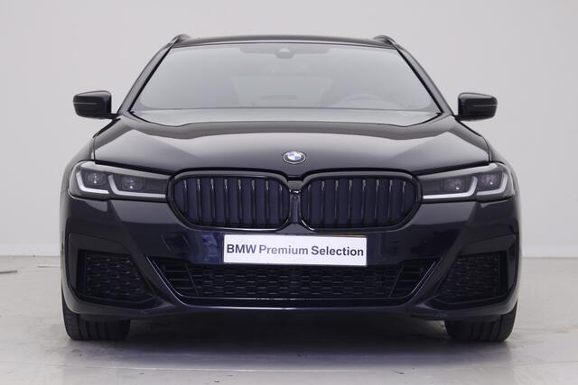 BMW 5-SERIE Touring 520i M-Sport | 19" | Panorama | High Executive Edition