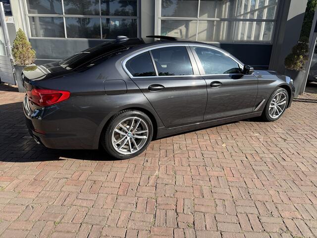BMW 5-SERIE 530e iPerformance High Executive Bj 2020 Km 125.000 Dealer onderhouden !!