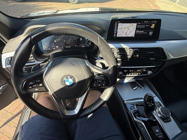 BMW 5-SERIE 530e iPerformance High Executive Bj 2020 Km 125.000 Dealer onderhouden !!