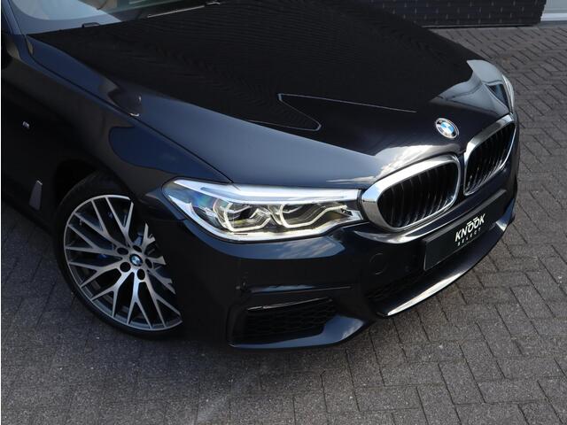 BMW 5-SERIE Touring 530d High Executive M Sport | Panoramadak | Harmon/Kardon | Head Up |