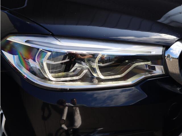 BMW 5-SERIE Touring 530d High Executive M Sport | Panoramadak | Harmon/Kardon | Head Up |