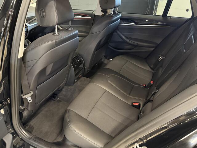 BMW 5-SERIE Touring 520i High Executive Edition | Apple Carplay | 19'' Inch | Stoelverwarming