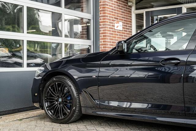 BMW 5-SERIE 540 540i xDrive | M-Sport | Vierwielbesturing | Soft-close | Panorama | Stoel ventilatie/verwarming | 360° camera | Head-Up | Driving ass. plus | Hifi |