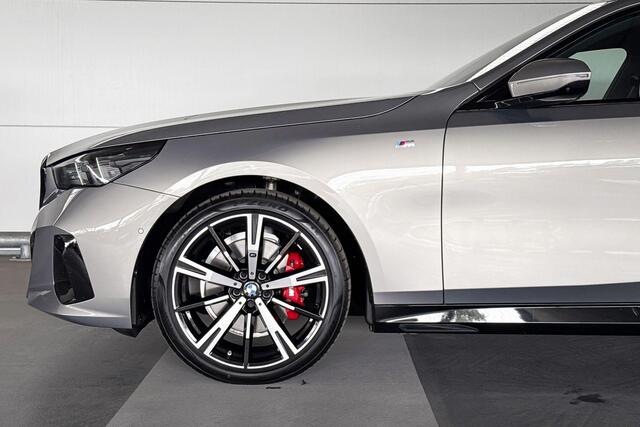BMW 5-SERIE Touring 520d