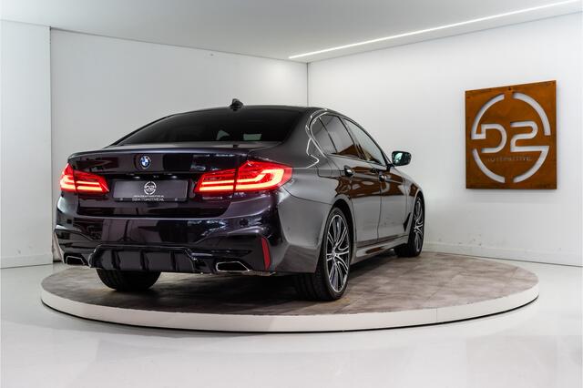 BMW 5-SERIE 530i xDrive High Executive M-Sport 252PK | Harman/Kardon | Pano | LED | Sfeer | Massage | VOL! 12 MND Garantie
