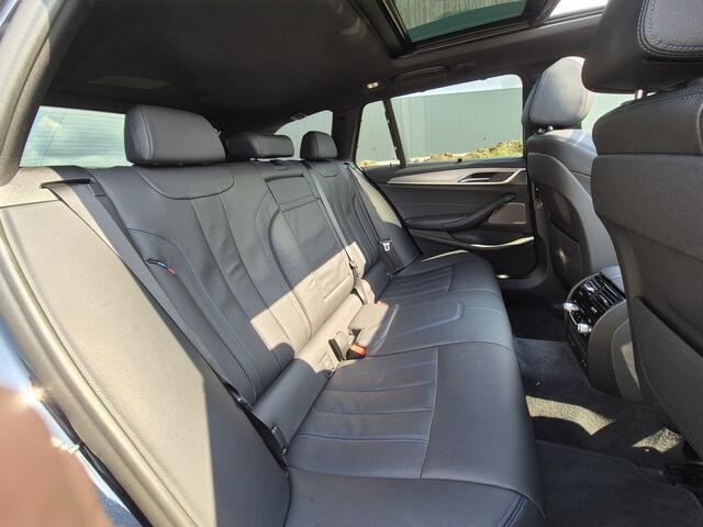 BMW 5-SERIE 530 e Luxery-Line X-Drive Plug In Hybrid 293 pk Leder Vaste prijs.