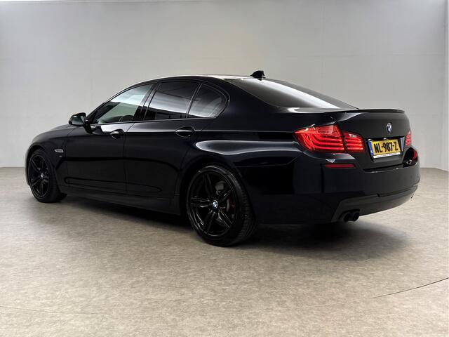 BMW 5-SERIE 520i M Sport 184PK Pano LED Camera Clima Head up Display Memory Virtual Navi PDC Leder 19"LMV