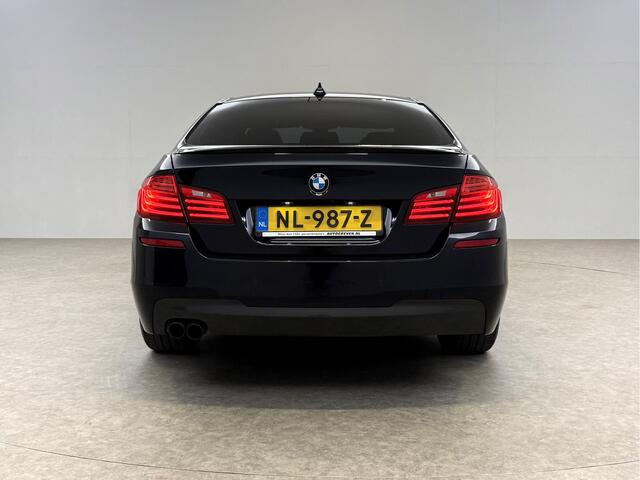 BMW 5-SERIE 520i M Sport 184PK Pano LED Camera Clima Head up Display Memory Virtual Navi PDC Leder 19"LMV