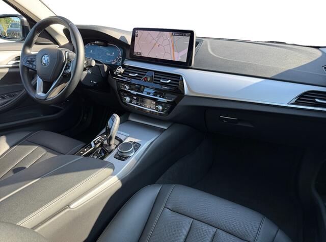 BMW 5-SERIE 530e High Executive I Trekhaak I Leder I 360 Camera