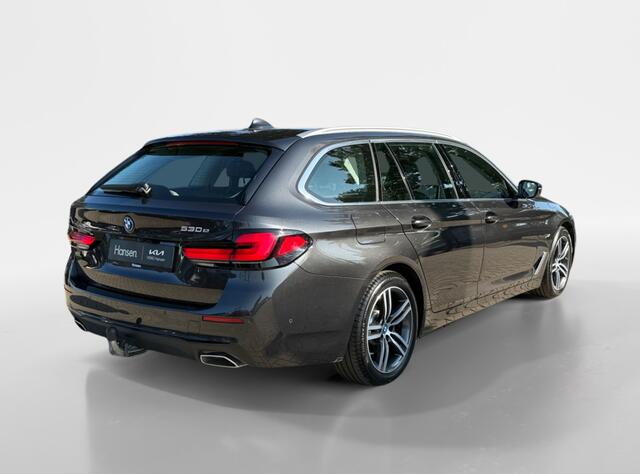 BMW 5-SERIE 530e High Executive I Trekhaak I Leder I 360 Camera