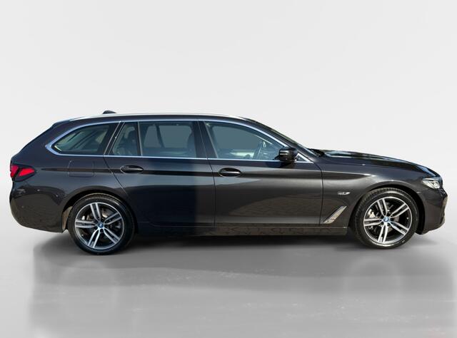 BMW 5-SERIE 530e High Executive I Trekhaak I Leder I 360 Camera