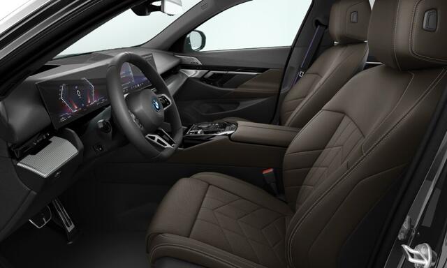 BMW 5-SERIE 550e xDrive M-Sport Pro - Onderstel Prof - Driving Ass Prof - Bowers & Wilkins
