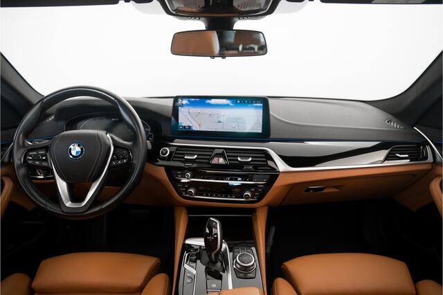 BMW 5-SERIE 520e Business Edition Plus Schuifkanteldak Klaphaak Luxury