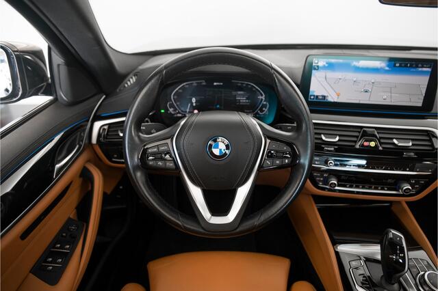 BMW 5-SERIE 520e Business Edition Plus Schuifkanteldak Klaphaak Luxury