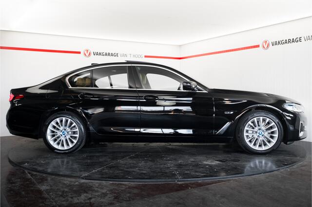 BMW 5-SERIE 520e Business Edition Plus Schuifkanteldak Klaphaak Luxury