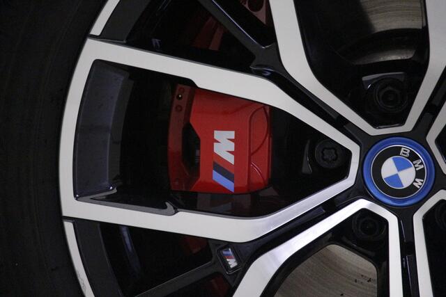 BMW 5-SERIE 530e High Executive | M-Sport Pro | Drive Assist Prof | Laser | Harman/Kardon | Schuif-/kantel Le Mans Blue Metallic Individual Special Request Lakkleur