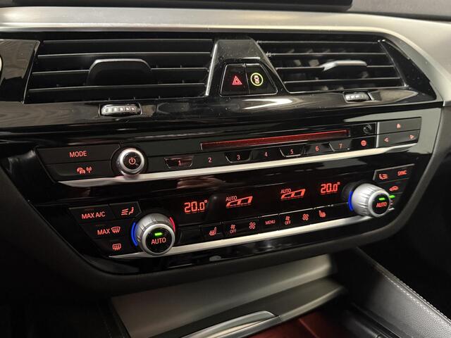 BMW 5-SERIE Touring 520d High Executive PANO | LEDER | DEALERHISTORIE