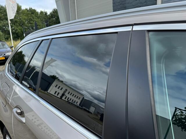 BMW 5-SERIE 520D Touring Aut. Executive +Leder+ Nav+ 18 inch Lmv + Full Led - Apk 05/2026