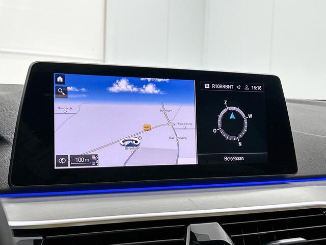 BMW 5-SERIE 530e iPerformance High Executive / Leder Dakota / Navi Fullmap / Cruise-ctr. / 19" Lmv / Led / Camera / Carplay / Apk 11-2025