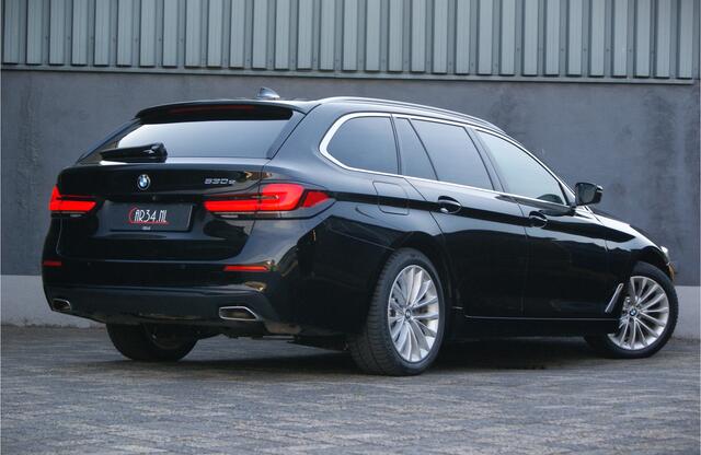 BMW 5-SERIE Touring VERWACHT! 530e 292PK Facelift Carplay/Wegkl-trhk/Leder/Camera Aut8