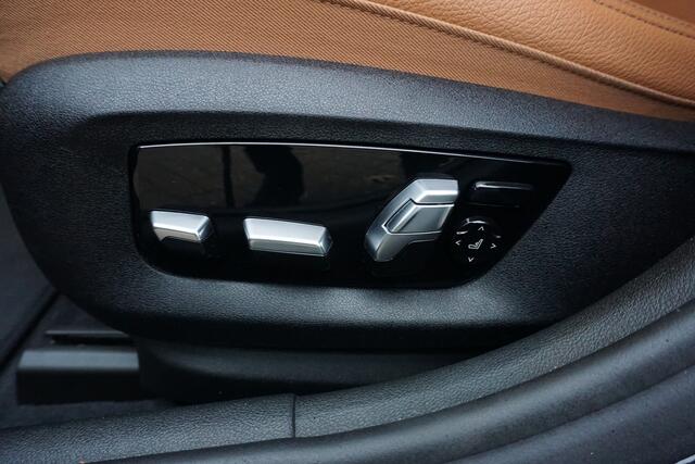 BMW 5-SERIE Touring 520d High Executive Wegkl. Trekhaak | 360 Camera * All in prijs *